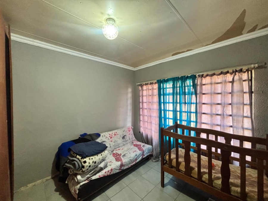 4 Bedroom Property for Sale in Roosheuwel North West
